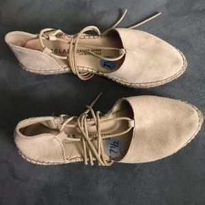 Fabiolas Tan Suede Tie-up Espadrilles, size 7 1/2